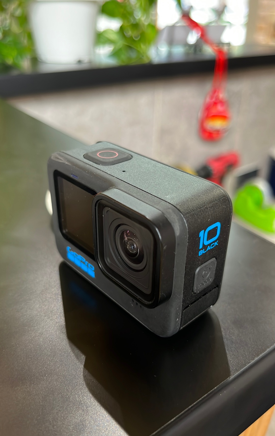 GoPro】HERO10 Black全方位運動攝影機(CHDHX-101-RW) momo購物網- 好評推薦-2023年6月
