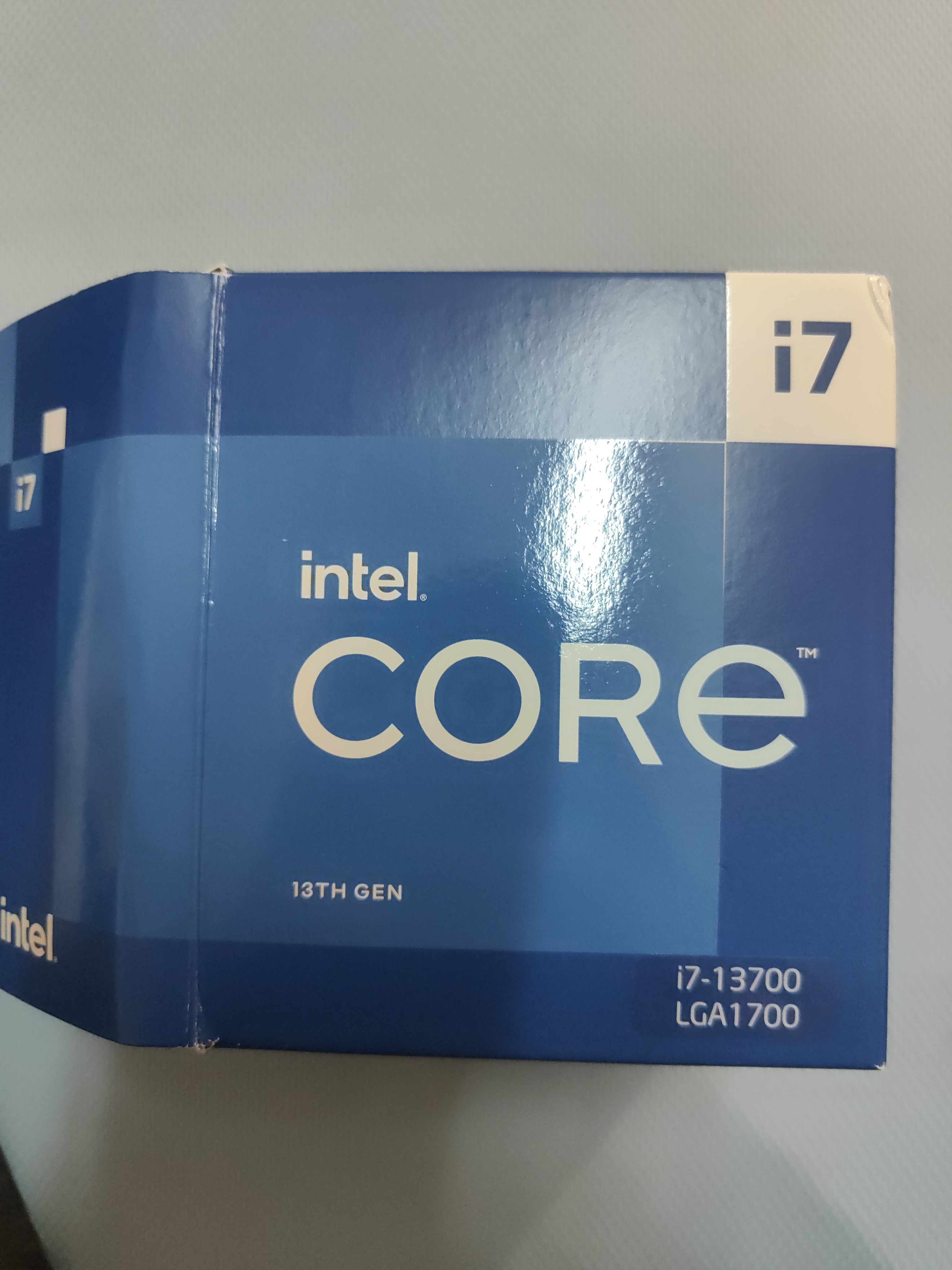 Intel 英特爾】Core i7-13700 CPU中央處理器- momo購物網- 好評推薦