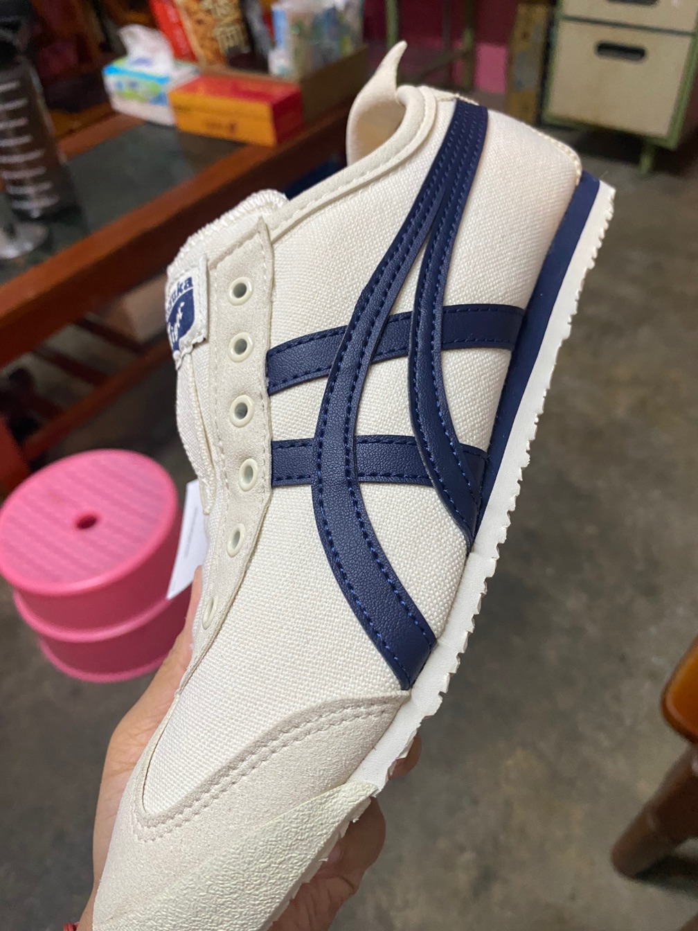 Onitsuka Tiger】鬼塚虎官方旗艦店MEXICO 66 SLIP-ON 休閒鞋白底藍邊