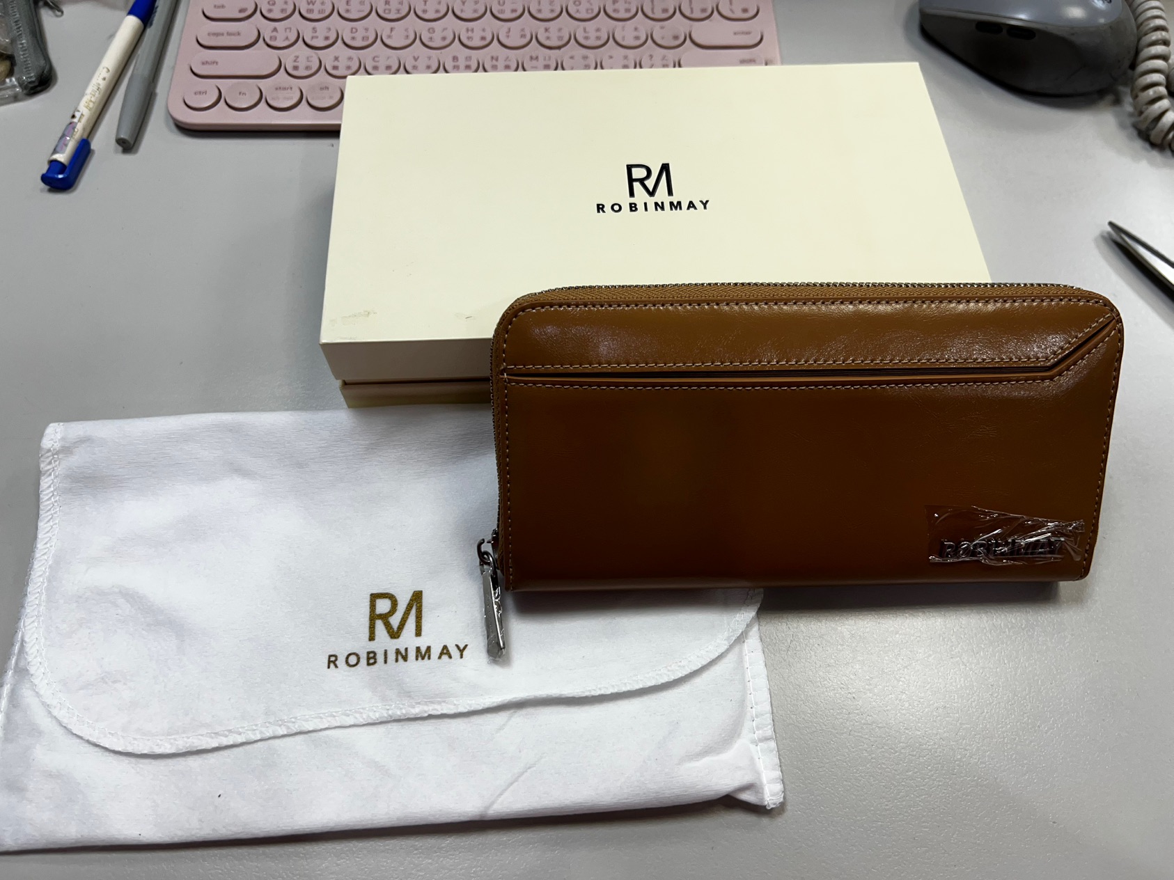 ROBINMAY】懸日邊際真皮長夾(拉鍊封口/多色任選) - momo購物網