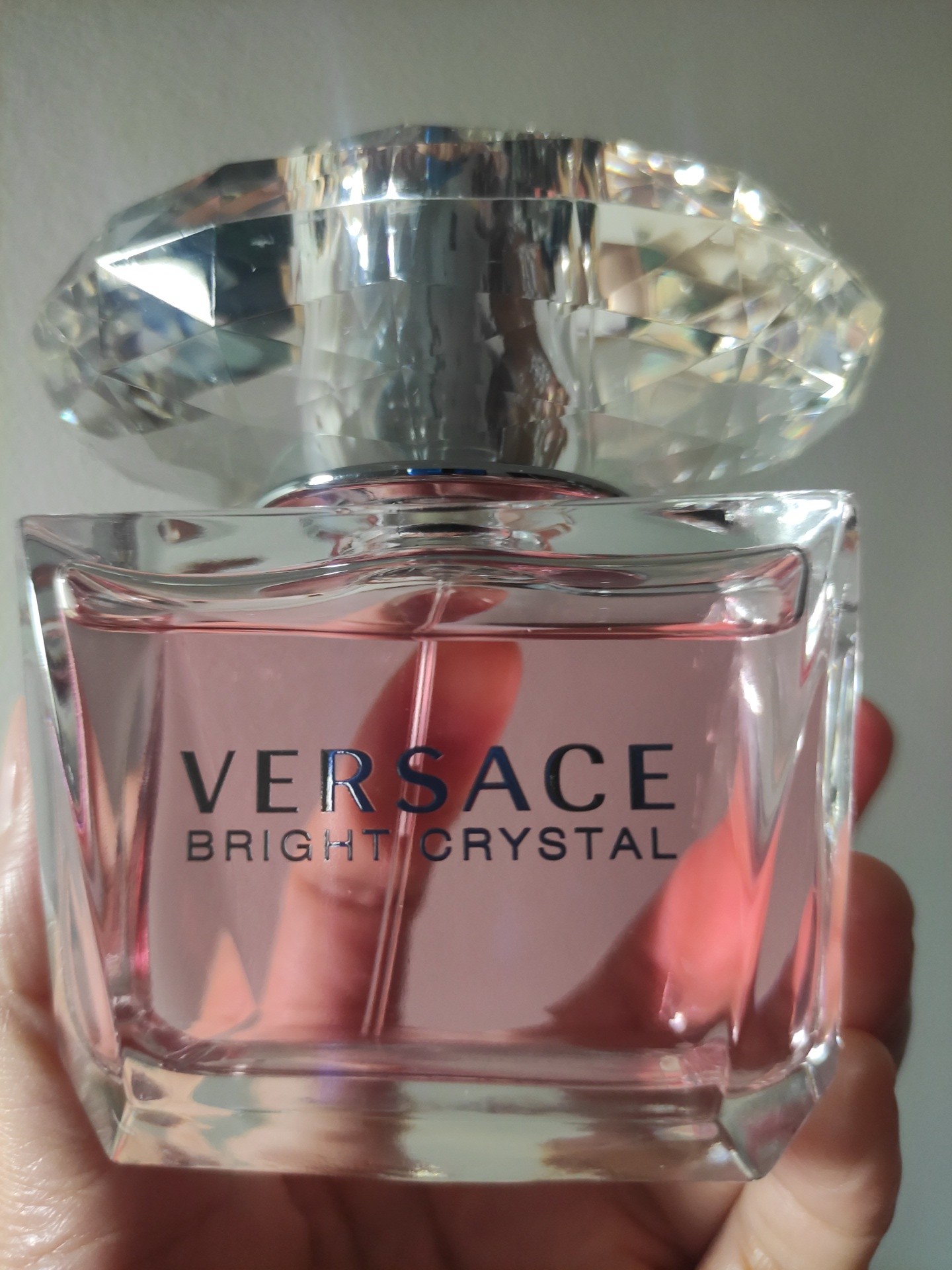 VERSACE 凡賽斯】香戀水晶女性淡香水90ml(專櫃公司貨) - momo購物網